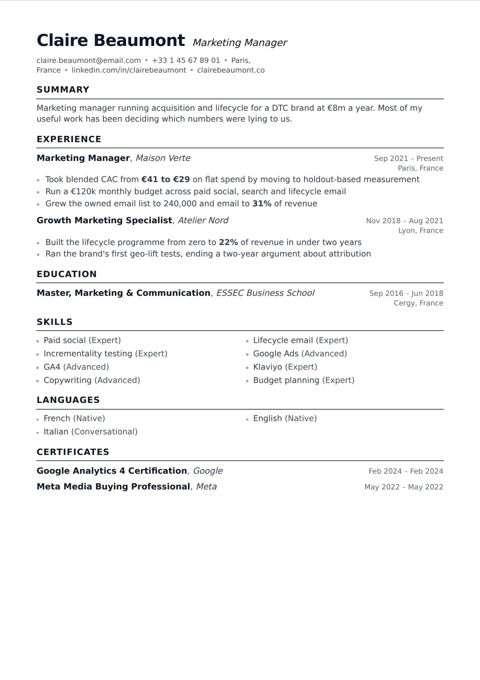 Bulletin resume and CV template